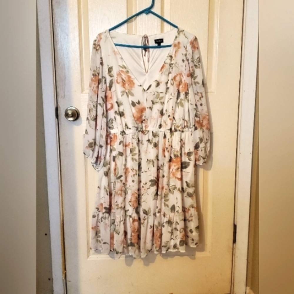 Torrid Mini Chiffon Tiered Babydoll 3/4 Sleeve Cream Floral Dress w/ Pockets 2X